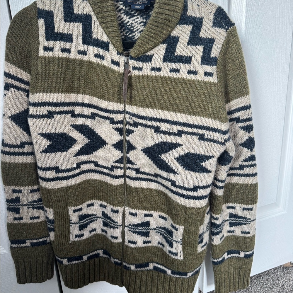 Pendleton Zip Up Sweater in Olive and Navy 100% wool